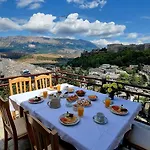 Gasthuis Celo's House Gjirokastër