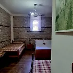 Celo's House Gasthuis Gjirokastër