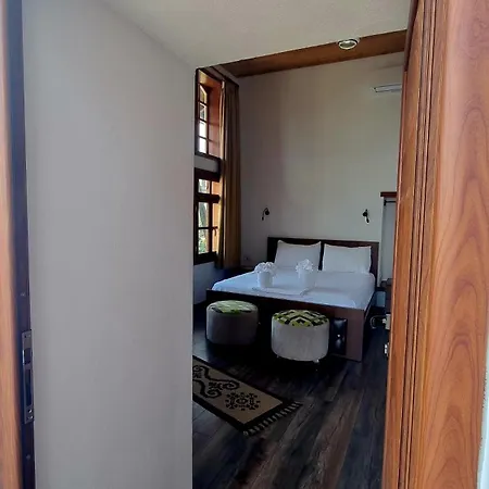 çelo's House * Gjirokastër