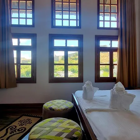 Penzion çelo's House Gjirokastër