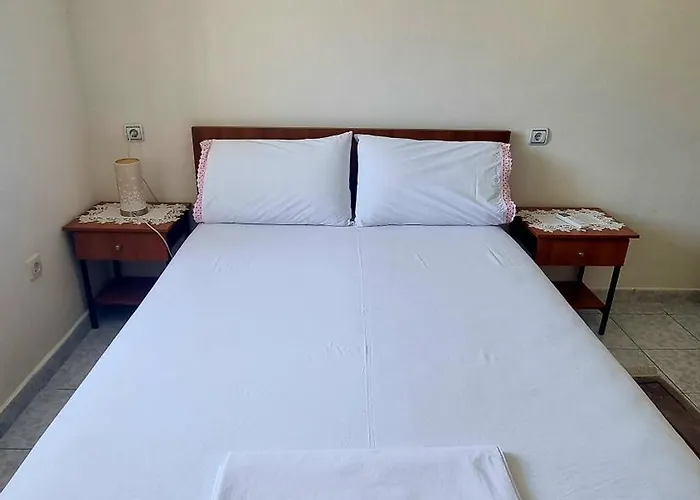 çelo's House * Gjirokastër